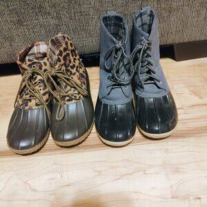 Both size 8 rain boots duck boots rue21 brand